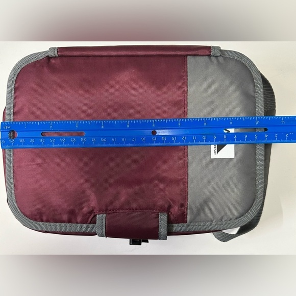 Arctic Zone Lunch Box with Built-In Lunch Tray - Picture 11 of 13